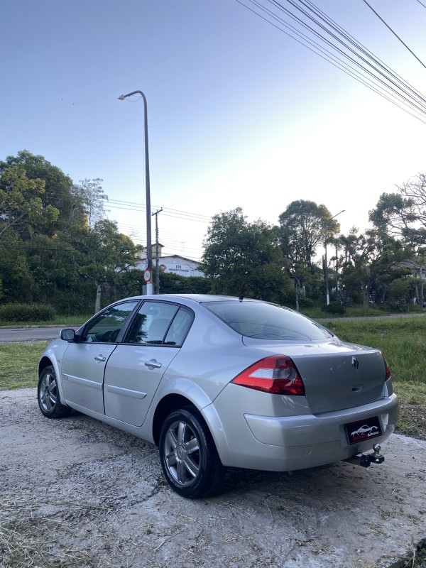 MÉGANE 1.6 DYNAMIQUE 16V FLEX 4P MANUAL - 2008 - CAXIAS DO SUL
