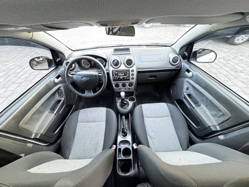 FIESTA 1.6 ROCAM SE SEDAN 8V FLEX 4P MANUAL - 2014 - CAXIAS DO SUL