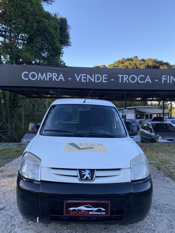 PARTNER 1.6 FURGÃO 16V GASOLINA 2P MANUAL - 2011 - CAXIAS DO SUL