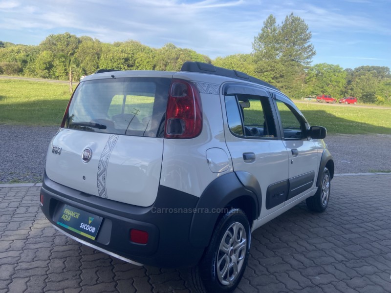 UNO 1.4 EVO WAY 8V FLEX 4P MANUAL - 2011 - NOVA PRATA