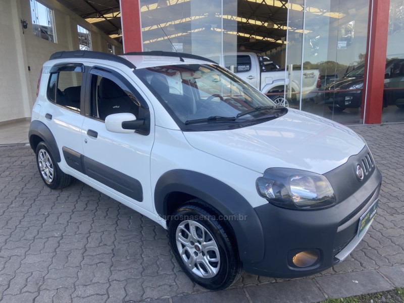 UNO 1.4 EVO WAY 8V FLEX 4P MANUAL - 2011 - NOVA PRATA