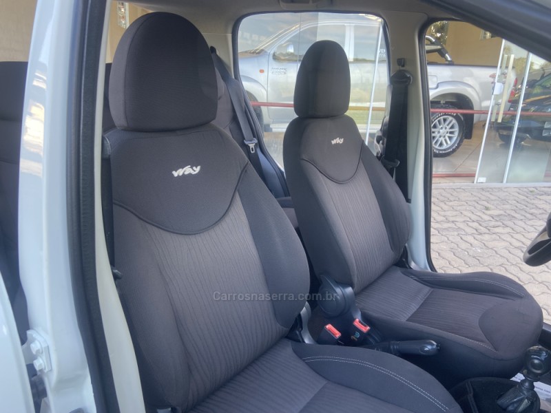 UNO 1.4 EVO WAY 8V FLEX 4P MANUAL - 2011 - NOVA PRATA