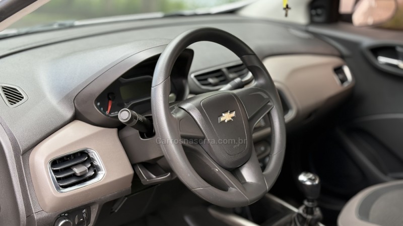 PRISMA 1.0 MPFI LT 8V FLEX 4P MANUAL - 2015 - CAXIAS DO SUL