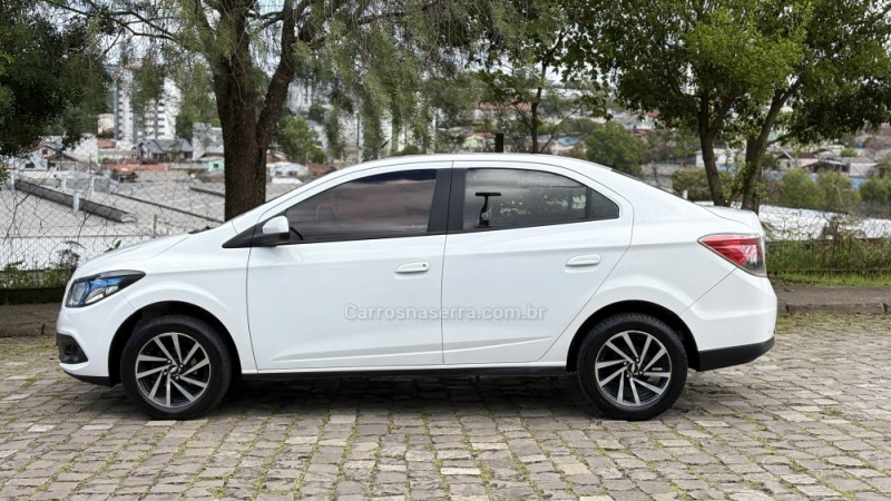PRISMA 1.0 MPFI LT 8V FLEX 4P MANUAL - 2015 - CAXIAS DO SUL