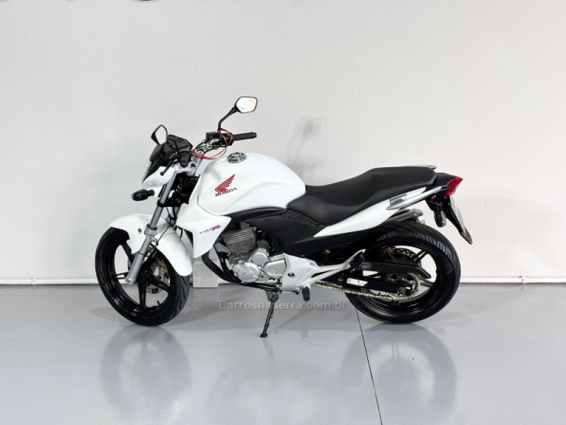 CB 300R  - 2014 - NOVO HAMBURGO