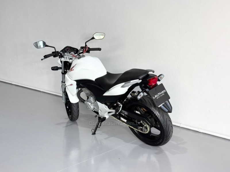 CB 300R  - 2014 - NOVO HAMBURGO
