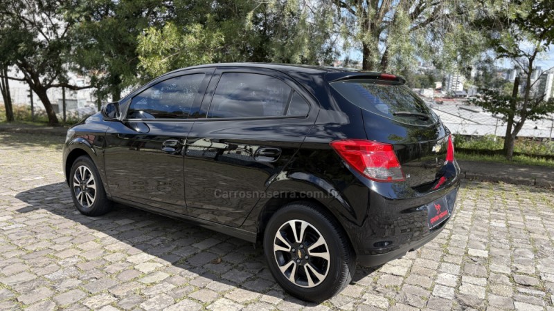 ONIX 1.4 MPFI LT 8V FLEX 4P MANUAL - 2014 - CAXIAS DO SUL