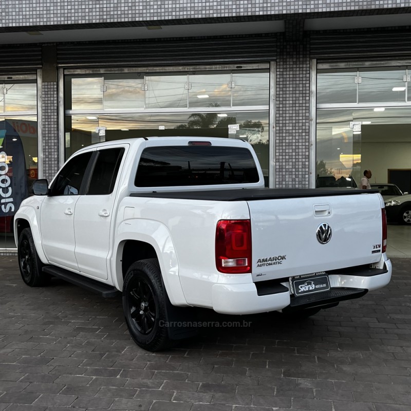 AMAROK 2.0 TRENDLINE 4X4 CD 16V TURBO INTERCOOLER DIESEL 4P AUTOMÁTICO - 2016 - VACARIA