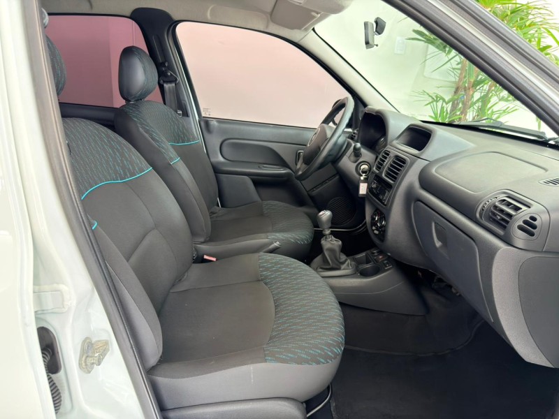 CLIO 1.0 EXPRESSION 16V HI-FLEX 4P MANUAL - 2016 - CAXIAS DO SUL