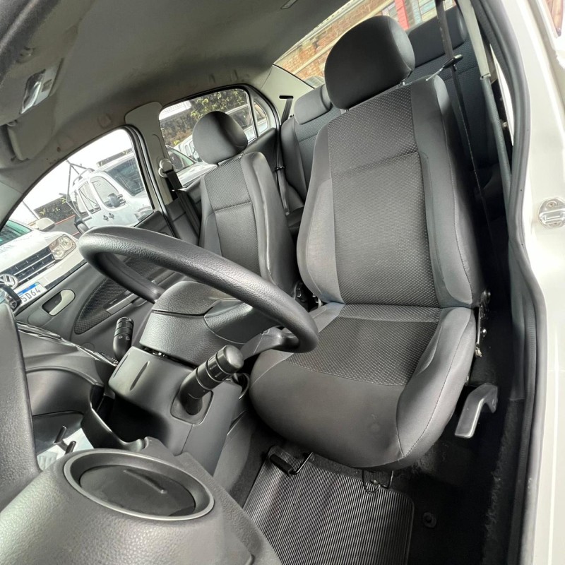 VOYAGE 1.6 MI 8V FLEX 4P MANUAL - 2013 - CAXIAS DO SUL