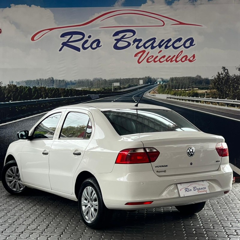 VOYAGE 1.6 MI 8V FLEX 4P MANUAL - 2013 - CAXIAS DO SUL
