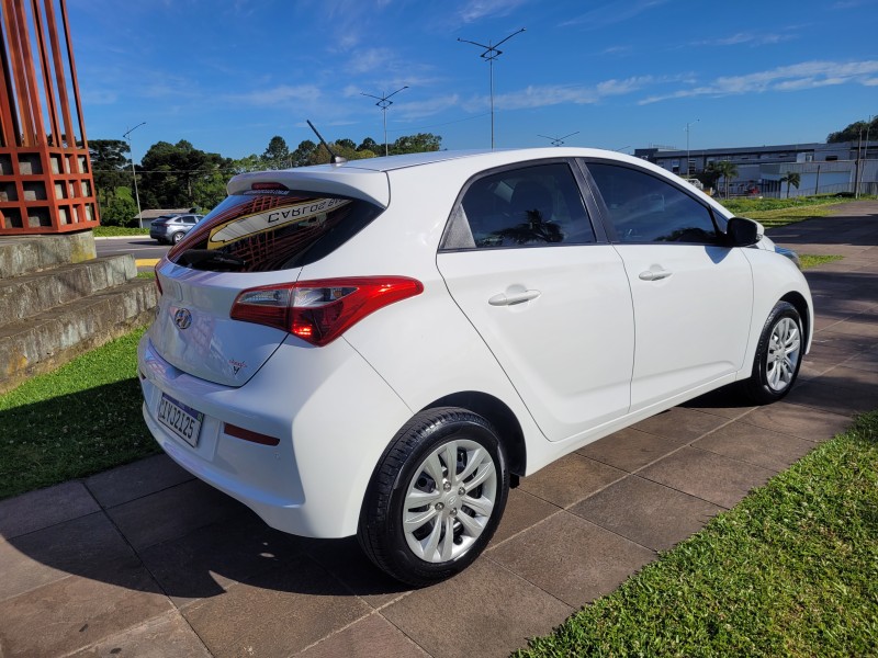 HB20 1.0 COMFORT PLUS 12V FLEX 4P MANUAL - 2018 - CARLOS BARBOSA