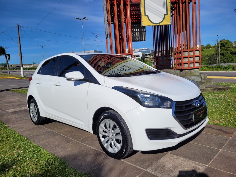 HB20 1.0 COMFORT PLUS 12V FLEX 4P MANUAL - 2018 - CARLOS BARBOSA