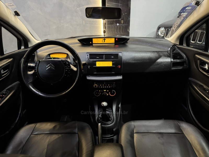 C4 2.0 GLX 16V FLEX 4P MANUAL - 2010 - NOVO HAMBURGO