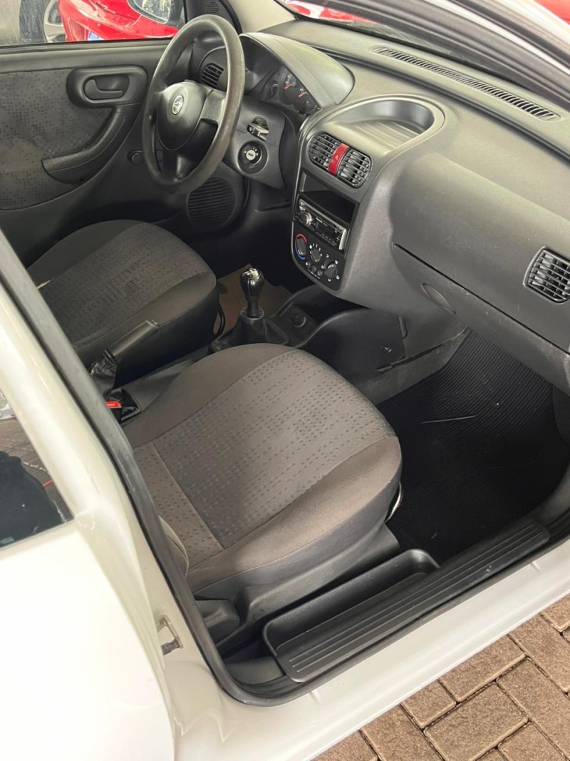 MONTANA 1.4 MPFI COMBO FURGÃO 8V ECONO FLEX 2P MANUAL - 2009 - CAXIAS DO SUL