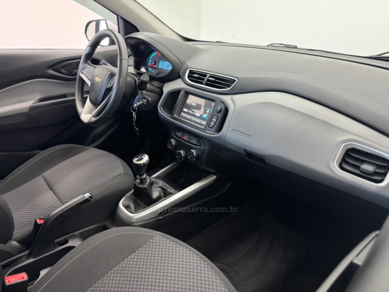 ONIX 1.4 MPFI LT 8V FLEX 4P MANUAL - 2018 - CARLOS BARBOSA