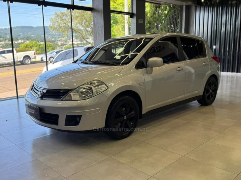 TIIDA 1.8 SL 16V FLEX 4P AUTOMÁTICO - 2011 - DOIS IRMãOS