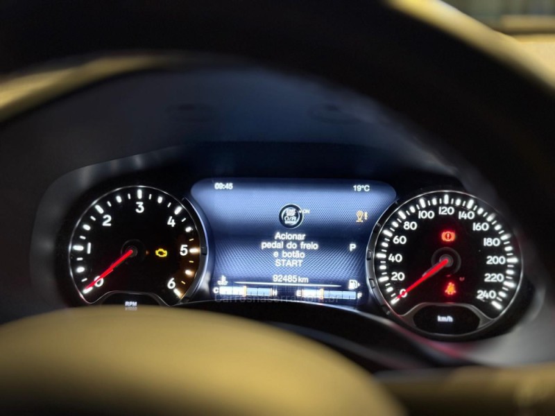 RENEGADE 2.0 16V TURBO DIESEL TRAILHAWK 4P 4X4 AUTOMÁTICO - 2020 - FARROUPILHA