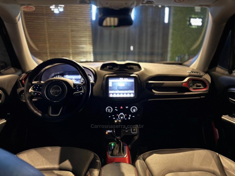 RENEGADE 2.0 16V TURBO DIESEL TRAILHAWK 4P 4X4 AUTOMÁTICO - 2020 - FARROUPILHA