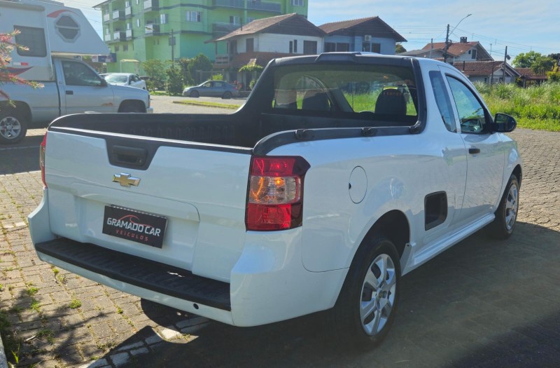 MONTANA 1.4 MPFI LS CS 8V FLEX 2P MANUAL - 2019 - CANELA