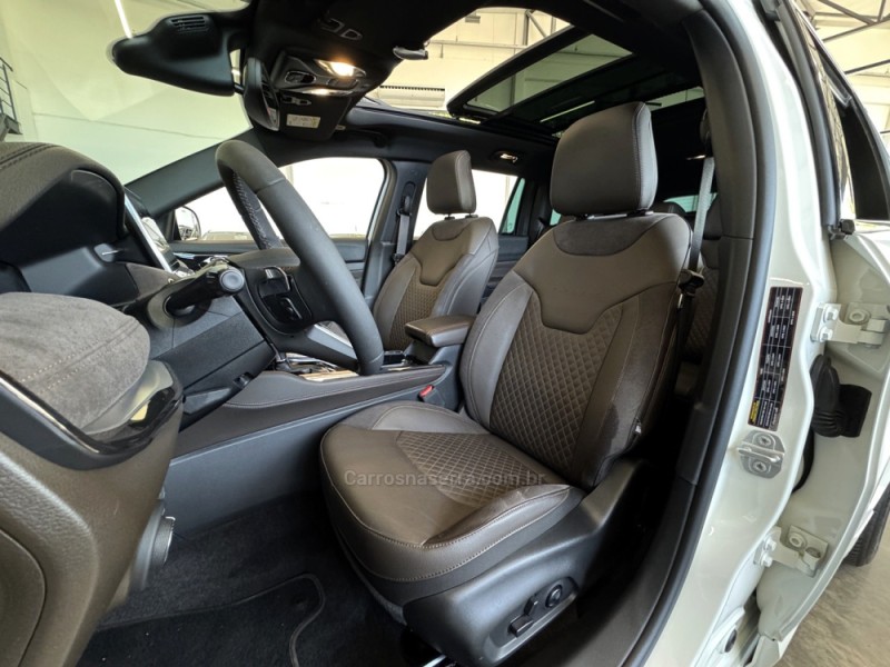 COMMANDER 1.3 OVERLAND T270 16V 4X2 TURBO FLEX 4P AUTOMÁTICO - 2023 - BENTO GONçALVES