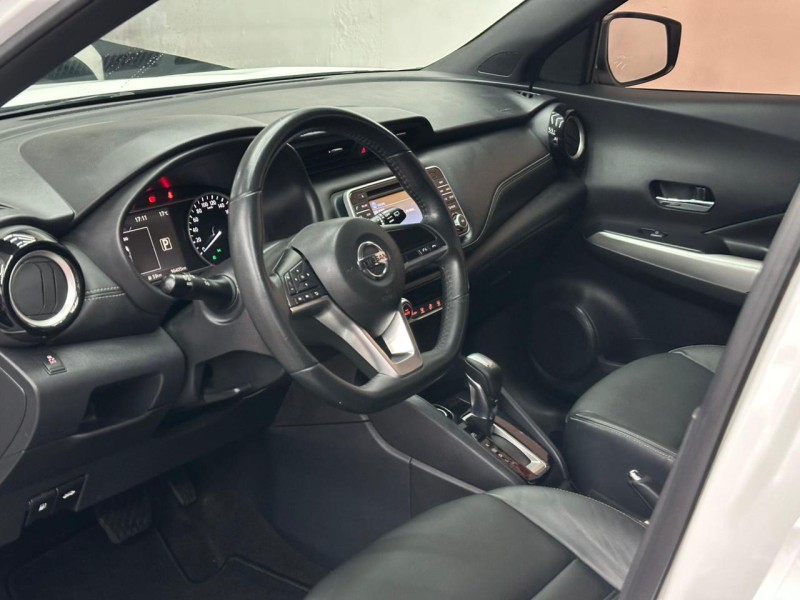 KICKS 1.6 16V FLEX SL PACK PLUS 4P XTRONIC - 2017 - CAXIAS DO SUL