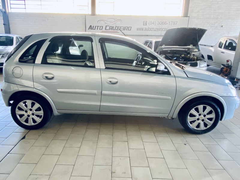 CORSA 1.4 MPFI PREMIUM 8V FLEX 4P MANUAL - 2009 - CAXIAS DO SUL