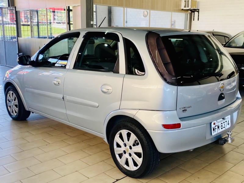 CORSA 1.4 MPFI PREMIUM 8V FLEX 4P MANUAL - 2009 - CAXIAS DO SUL