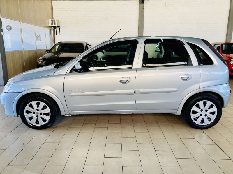 CORSA 1.4 MPFI PREMIUM 8V FLEX 4P MANUAL - 2009 - CAXIAS DO SUL