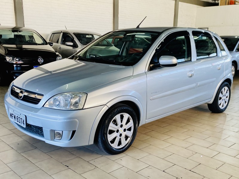 corsa 1.4 mpfi premium 8v flex 4p manual 2009 caxias do sul