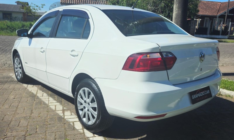 VOYAGE 1.0 MI CITY 8V FLEX 4P MANUAL - 2013 - CANELA