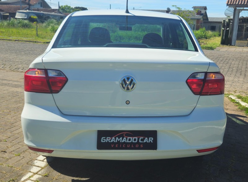 VOYAGE 1.0 MI CITY 8V FLEX 4P MANUAL - 2013 - CANELA