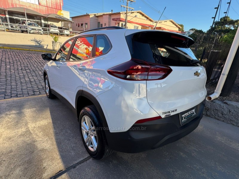 TRACKER 1.0 12V LT TURBO FLEX 4P AUTOMÁTICO - 2023 - SãO FRANCISCO DE PAULA