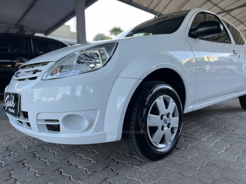 KA 1.0 MPI CLASS 8V FLEX 2P MANUAL - 2009 - BOM PRINCíPIO