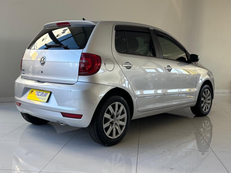 FOX 1.0 MI 8V FLEX 4P MANUAL - 2012 - VACARIA