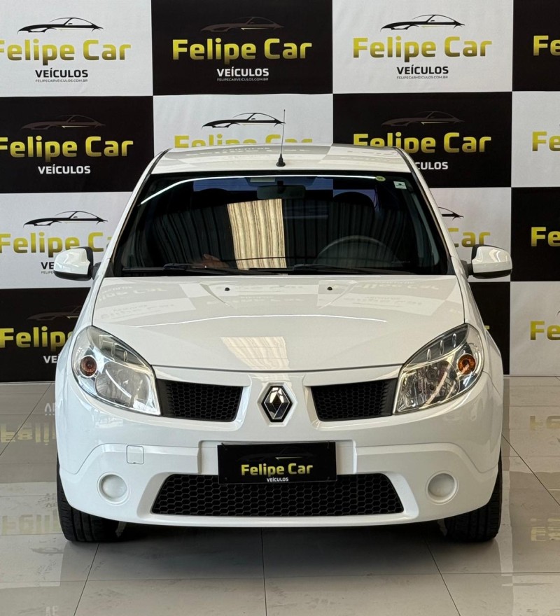 SANDERO 1.0 EXPRESSION 16V FLEX 4P MANUAL - 2011 - CAXIAS DO SUL