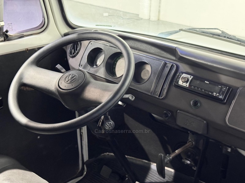 KOMBI 1.4 MI FURGÃO 8V FLEX 3P MANUAL - 2000 - ESTâNCIA VELHA