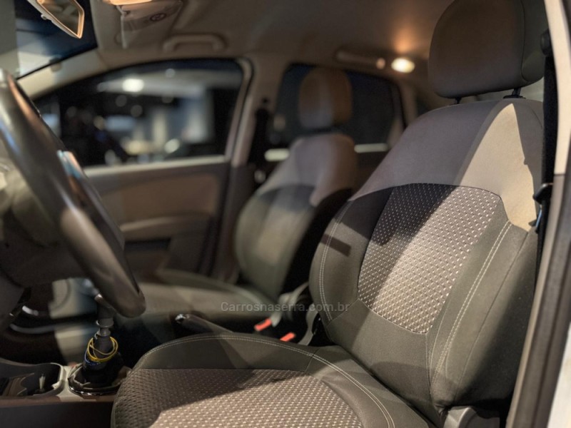 SIENA 1.6 MPI ESSENCE 16V FLEX 4P MANUAL - 2014 - FARROUPILHA