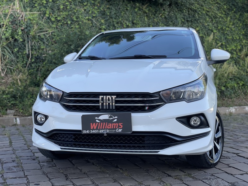 CRONOS 1.3 DRIVE 8V FLEX 4P MANUAL - 2023 - FARROUPILHA