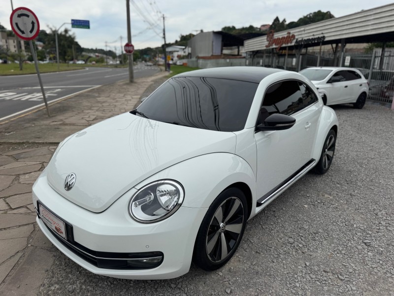 VOLKSWAGEN - FUSCA - 2014/2014 - Branca - R$ 109.900,00