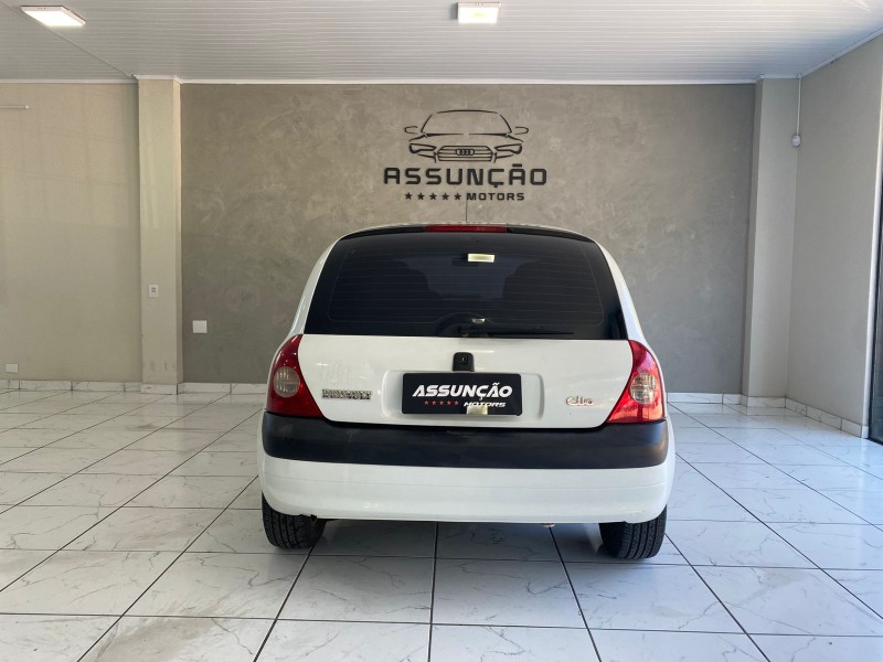 CLIO 1.0 EXPRESSION 16V FLEX 4P MANUAL - 2004 - CAXIAS DO SUL