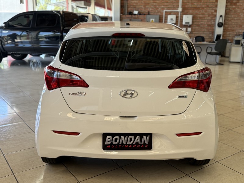 HB20 1.0 COMFORT 12V FLEX 4P MANUAL - 2013 - FARROUPILHA
