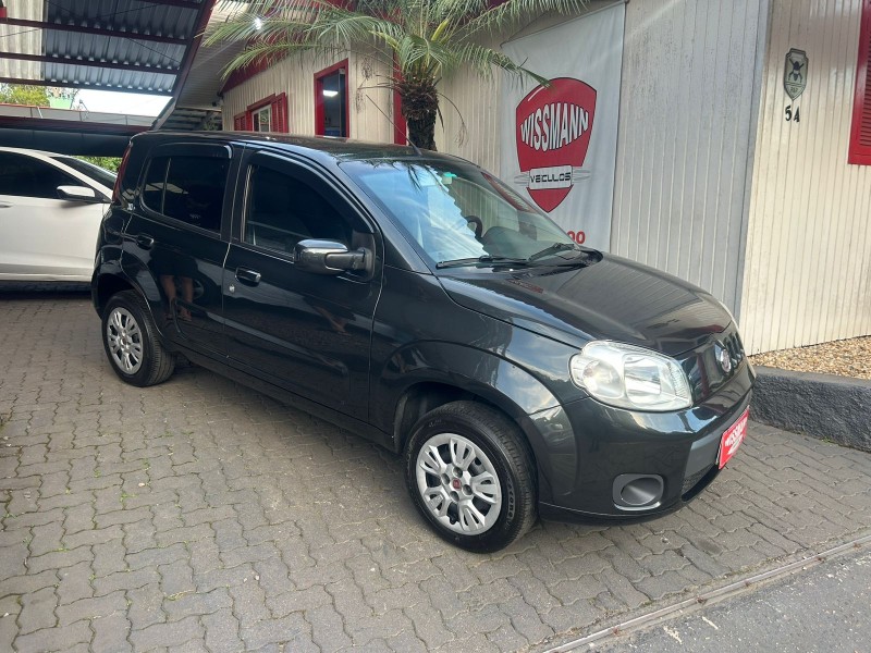 uno 1.0 evo vivace 8v flex 4p manual 2011 tres coroas