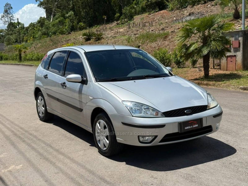 FOCUS 1.6 GLX 8V FLEX 4P MANUAL - 2009 - CAXIAS DO SUL