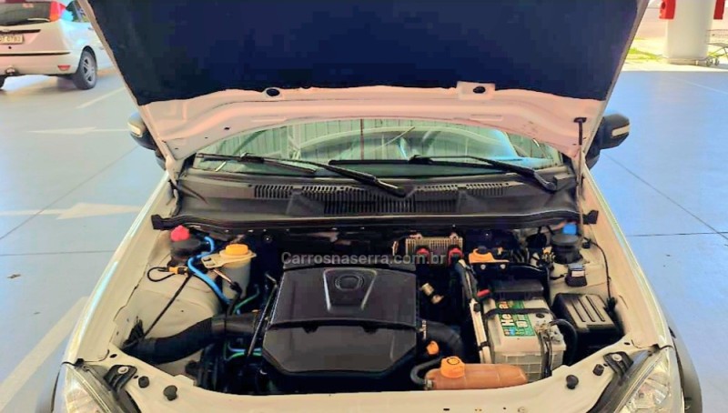 STRADA 1.8 MPI ADVENTURE LOCKER CD 16V FLEX 2P MANUAL - 2013 - CAXIAS DO SUL