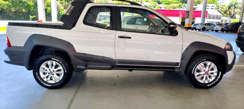 STRADA 1.8 MPI ADVENTURE LOCKER CD 16V FLEX 2P MANUAL - 2013 - CAXIAS DO SUL