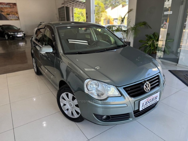 POLO 1.6 MI 8V FLEX 4P MANUAL - 2011 - SãO LEOPOLDO