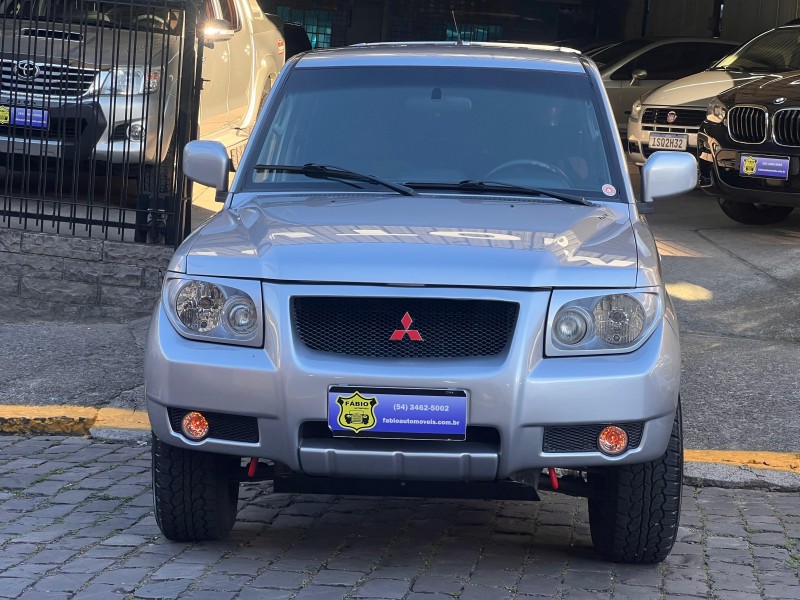 PAJERO TR4 2.0 4X4 16V 133CV FLEX 4P MANUAL - 2008 - GARIBALDI