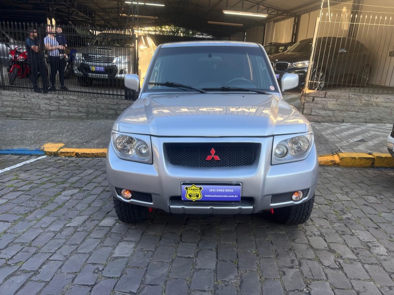 PAJERO TR4 2.0 4X4 16V 133CV FLEX 4P MANUAL - 2008 - GARIBALDI