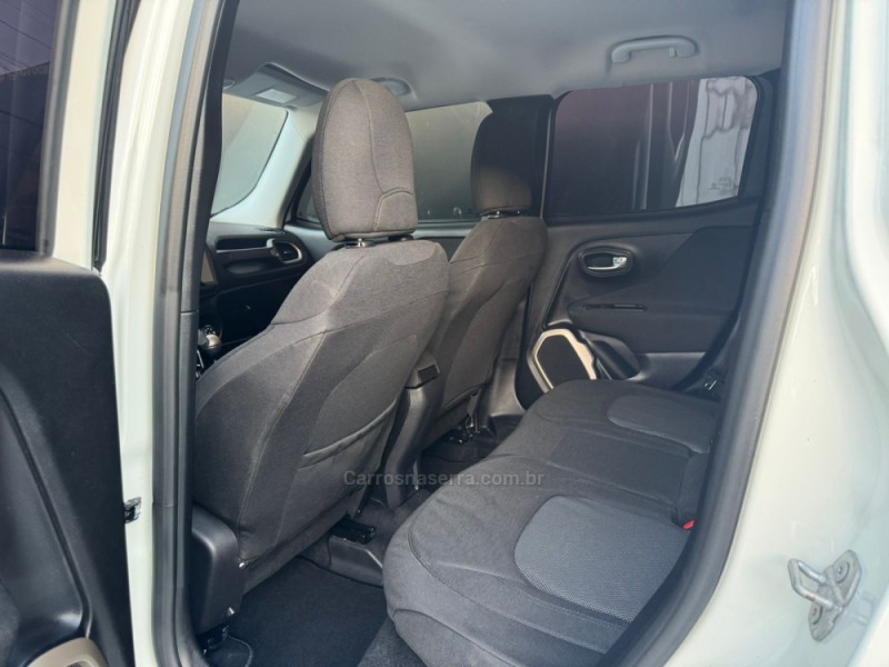 RENEGADE 1.8 16V FLEX SPORT 4P MANUAL - 2016 - ESTâNCIA VELHA